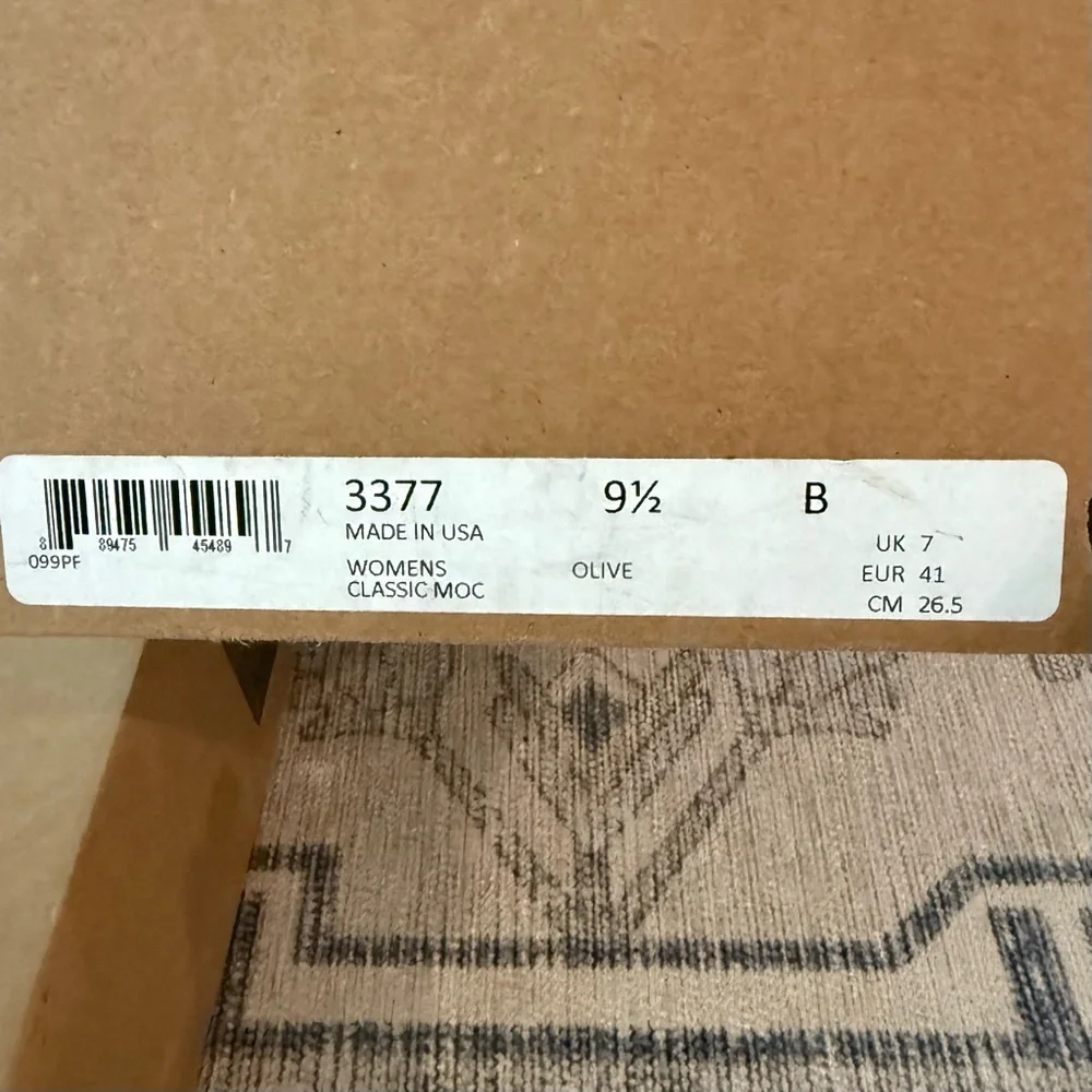 Red Wing Shoes Women’s Classic Moc Short Boots in Olive Suede Leather 9.5 - Picture 3 of 12